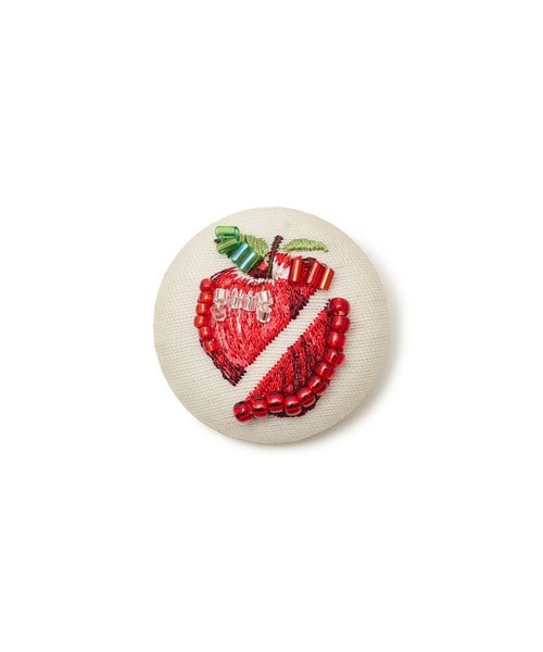 BADGE M APPLE