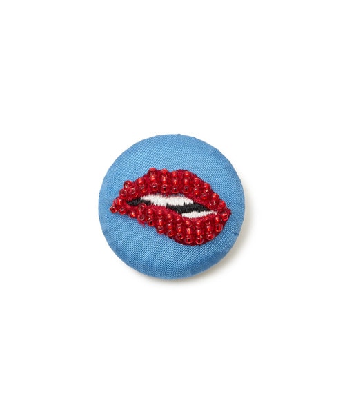 BADGE M LIP