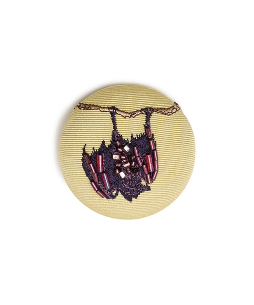 BADGE L BAT