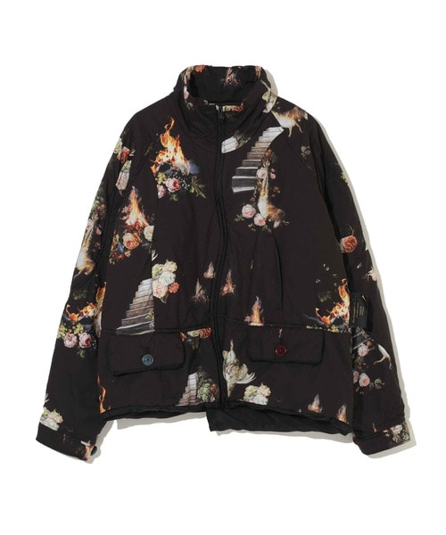 EMMA総柄Coﾀｲﾌﾟﾗｲﾀｰ中綿ｽﾀﾝﾄﾞｶﾗｰﾌﾞﾙｿﾞﾝ