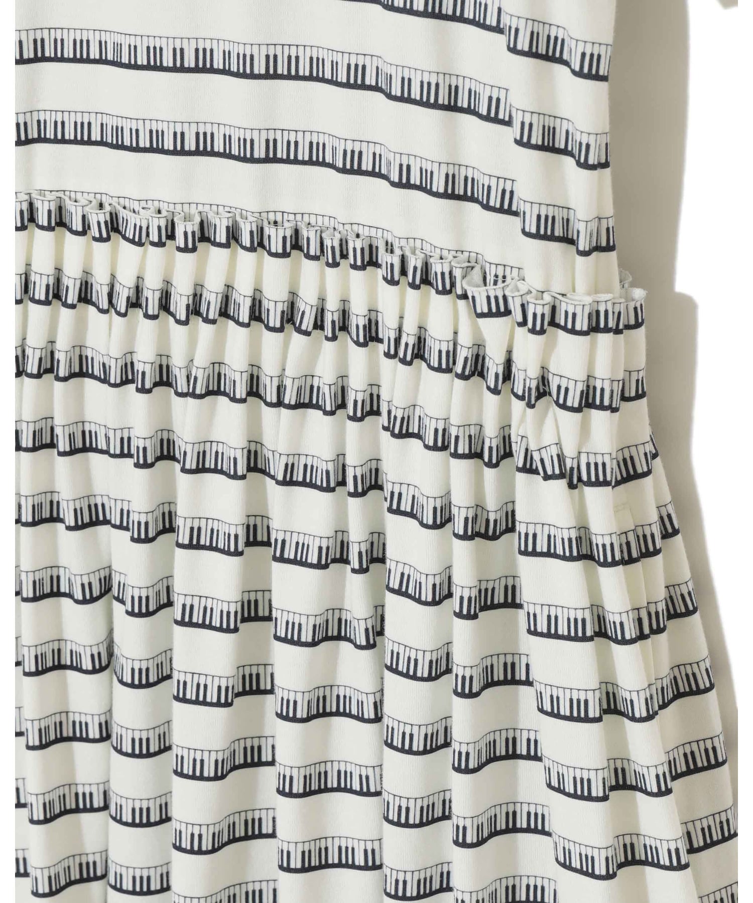 UP1F1704 詳細画像 WHITE BORDER 5